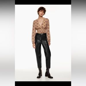 Aritzia | Wilfred - Melina Cropped vegan leather pants